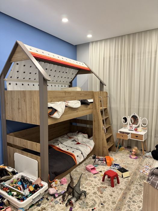 Мебель детская, 2-Х ярусная кровать со столом рабочим, кровать чилек