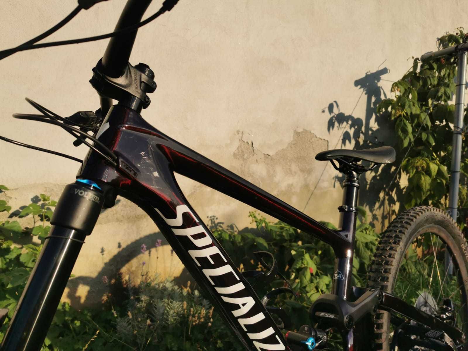 Bicicleta Specialized Enduro Expert 29 Gloss red tint satin black S4