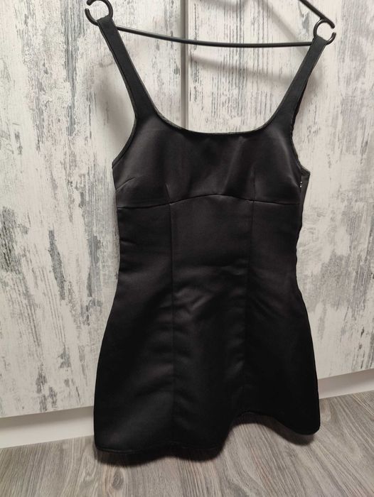 Малка черна рокля размер Xs/S