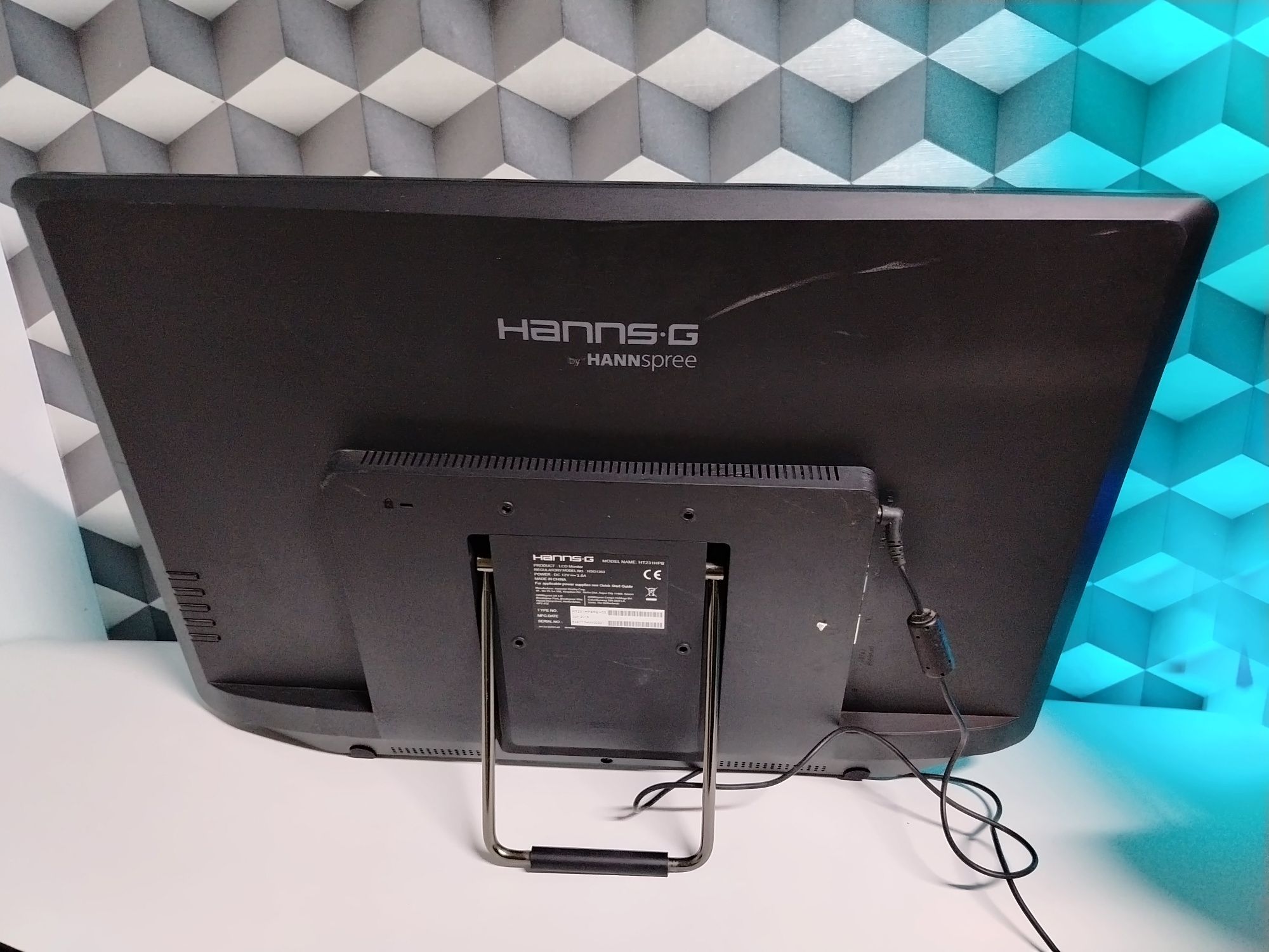 Monitor led touchscreen profesional Hans G 24 inch cu Pivot regrabil