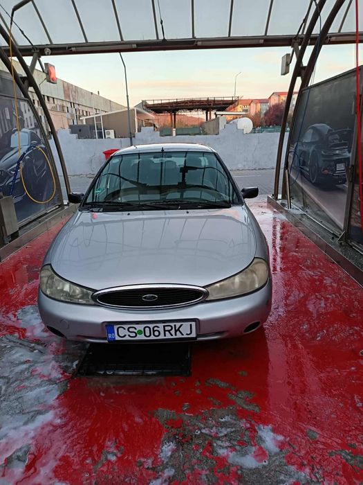 Vând Ford modeo motor 16