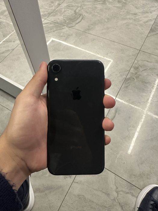 Iphone Xr sotiladi