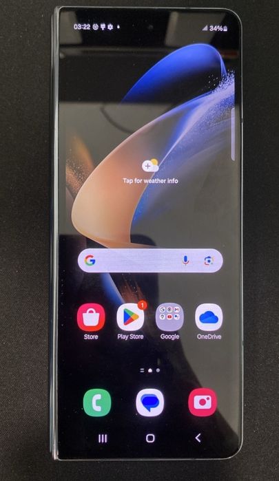 Z fold 4 funcționează perfect doar ca displeiul din interior nu merge!