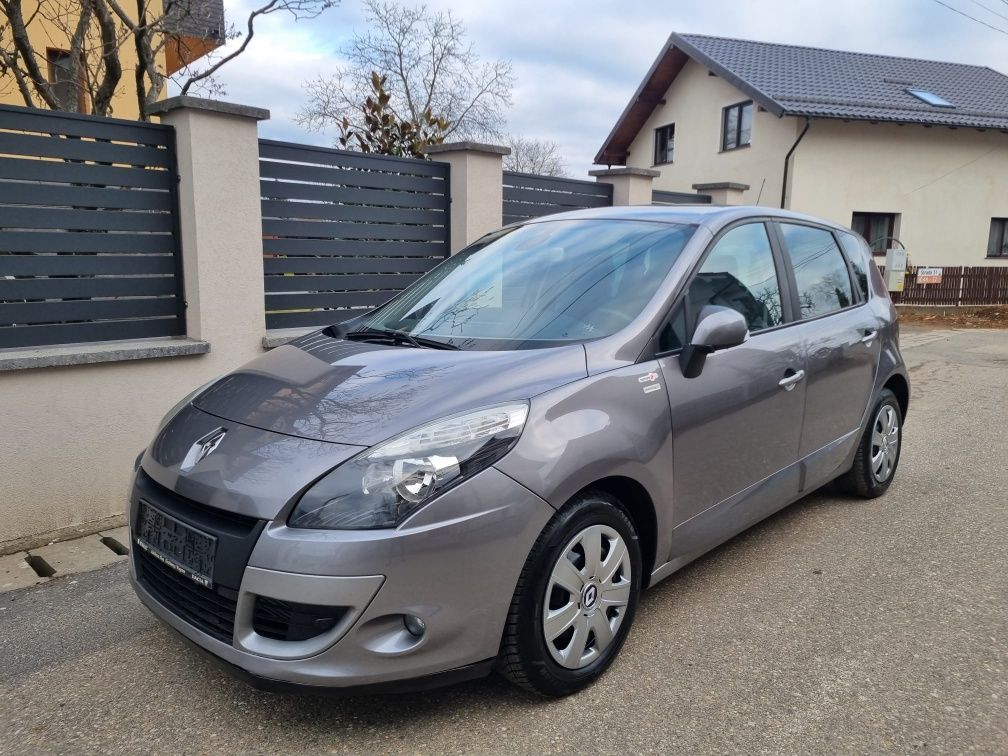 Vând Renault Scenic III Motor 1.6 DCi an 2011 euro 5