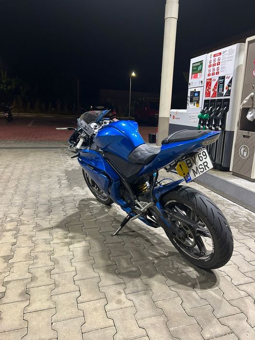 Vand Yamaha YZF-R125