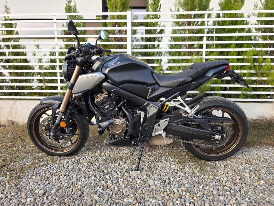 Honda CB650R 2022 Quickshifter Tail Tidy Frame Sliders PPF Rezervor