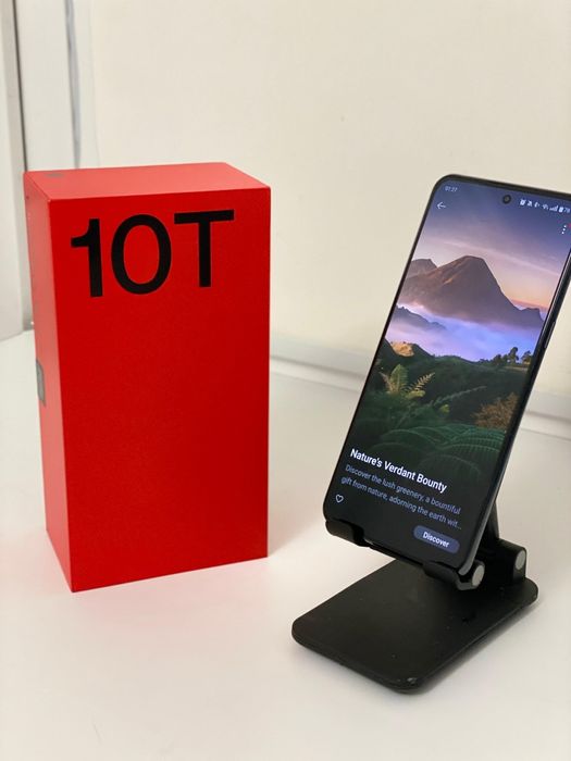 Продам смартфон One Plus 10T