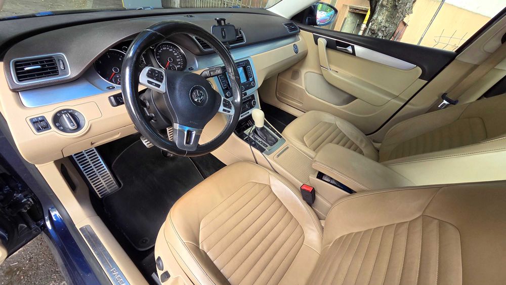 VW Passat B7, DSG, 140 CP, piele crem