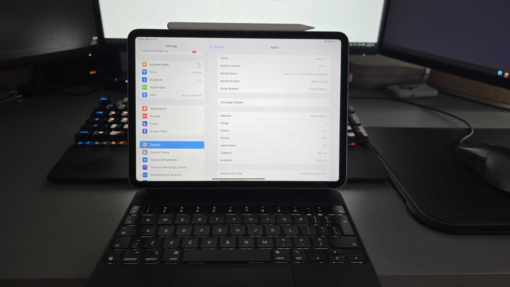 iPad Pro 11 (M2 2022, 128GB), GSM 5G, Apple Pencil + Magic Keyboard.