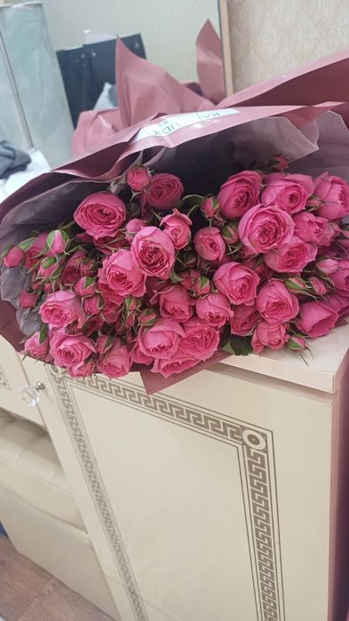 Кустовая роза сатылады