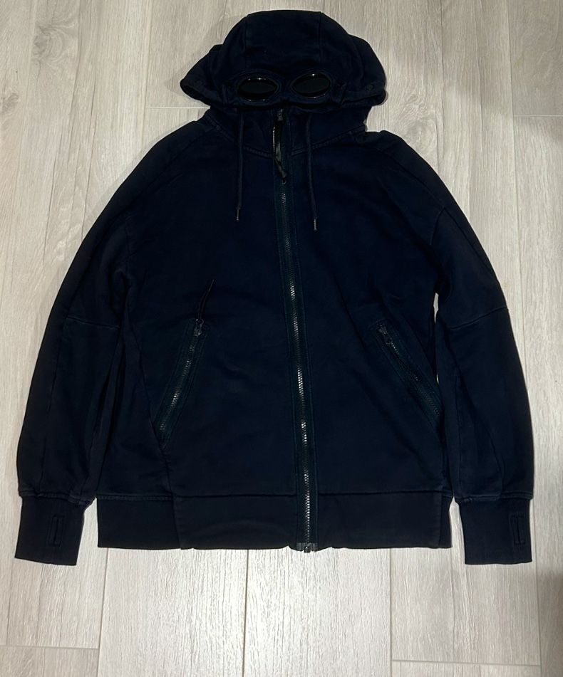 C.P Company суичер