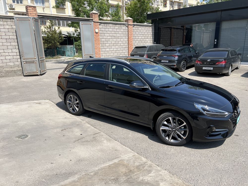 Hyundai i30 универсал mpi.