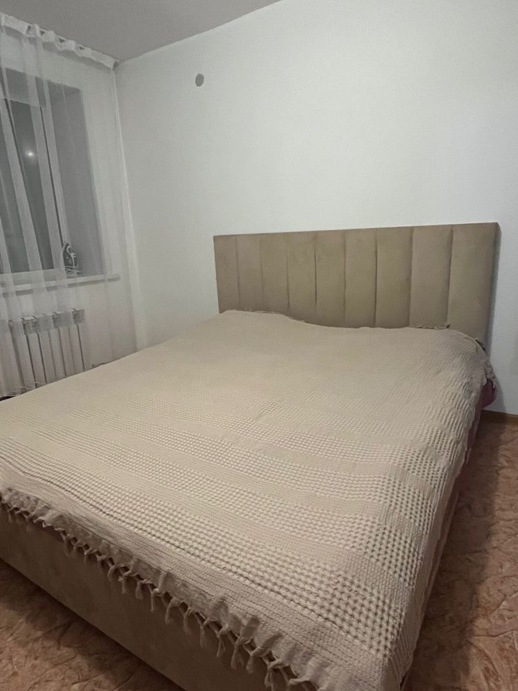 Продам кровать двухспальную