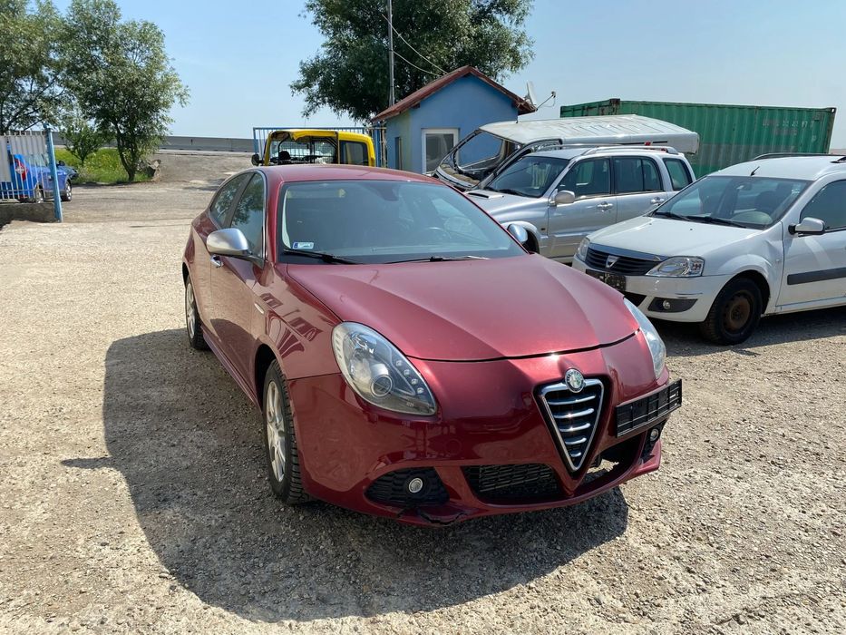 Dezmembrez piese Alfa Romeo Giulietta