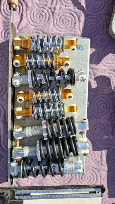 Vand diverse arcuri pentru trotineta sau bicicleta