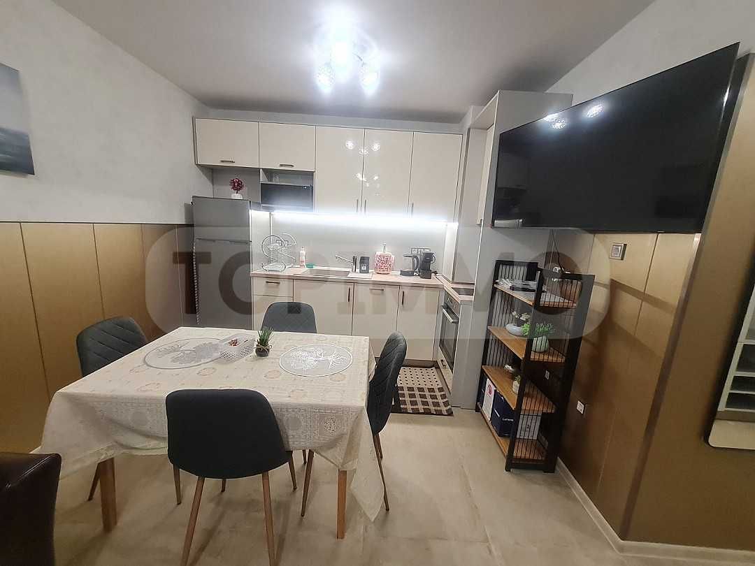 Дава се под наем Едностаен апартамент в Варна, Общината - 55 кв.м за 690 € - Снимка #2