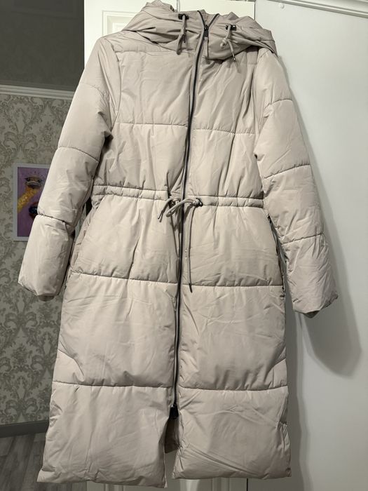 Пуховик очень теплый, серый  16000тг