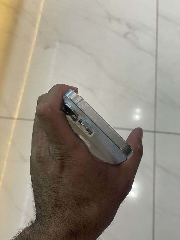 Iphone 15 pro max  zapchast