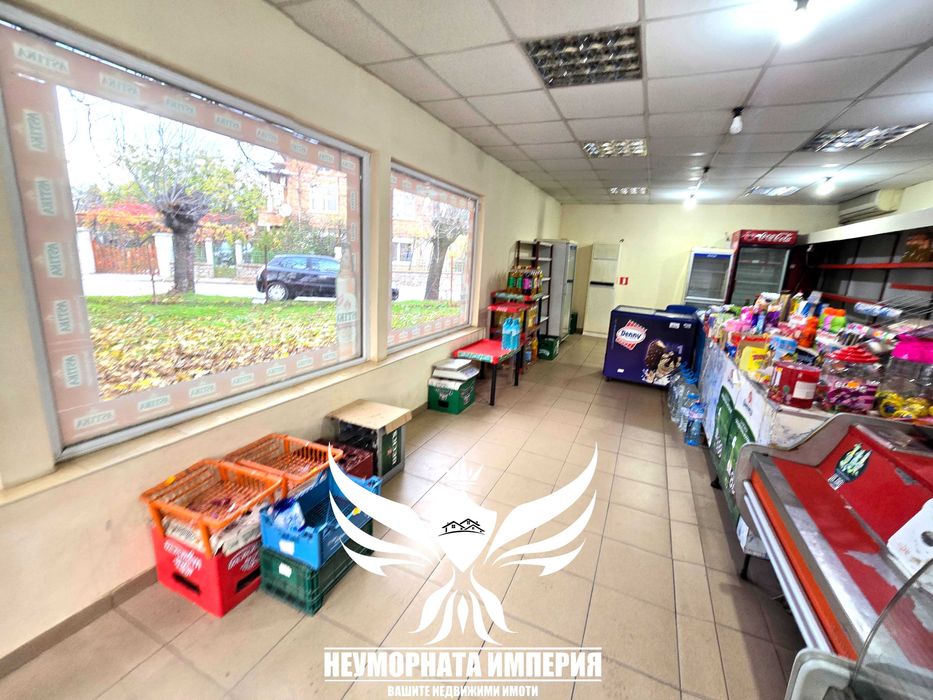 Под наем 85кв помещение с двор за офис студио кабинет в село Крумово