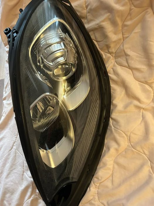 Farururi porshe macan