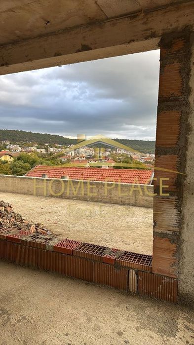 Мезонет с панорама и две паркоместа в кв.Виница