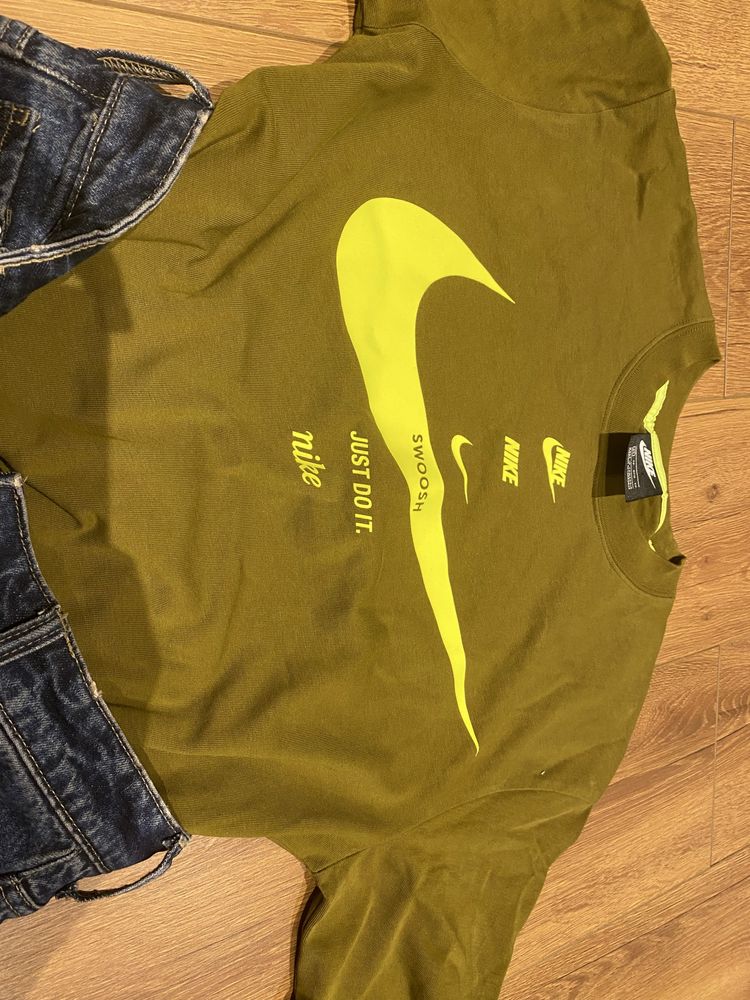 Дамска тениска nike
