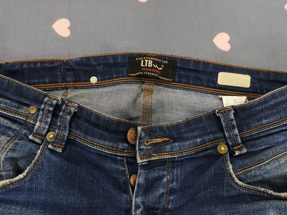 Продам модные джинсы LTB б/у