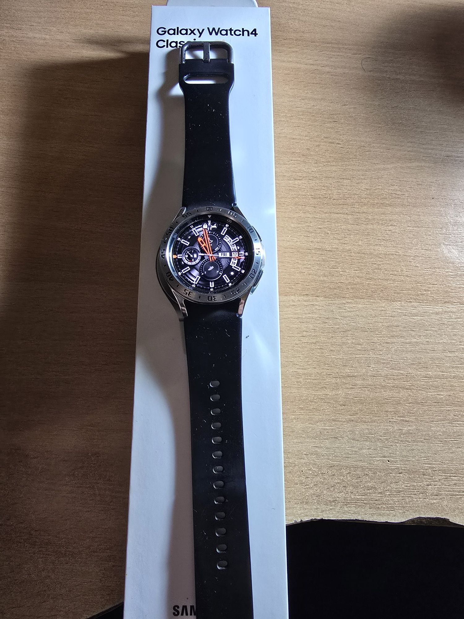 Samsung galaxy watch 4 classic 42mm LTE