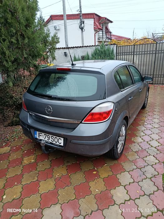 Opel Astra H 18 benzină