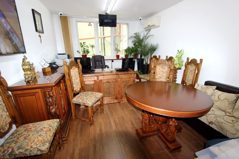 mobiler , living de lux