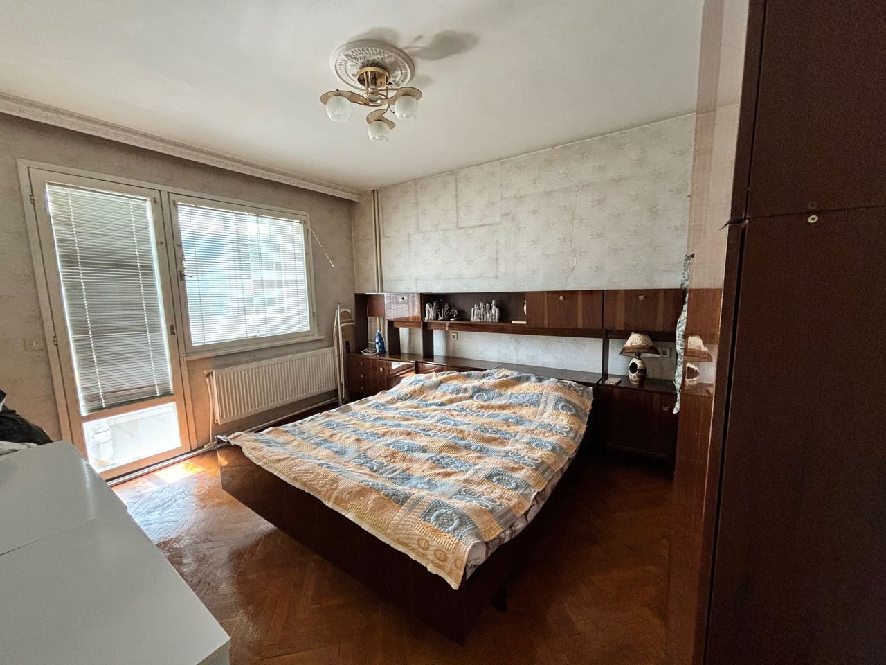 Продава се Четиристаен апартамент в Шумен, Боян Българанов 1 - 103 кв.м за 926 €/кв.м - Снимка #1