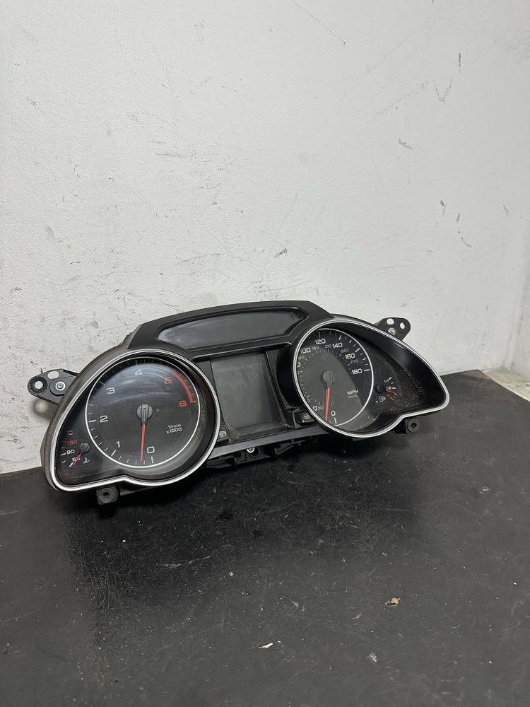 Ceas ceasuri bord Audi a5 8T 2.7 TDI 3.0 TDI 8T0920981B