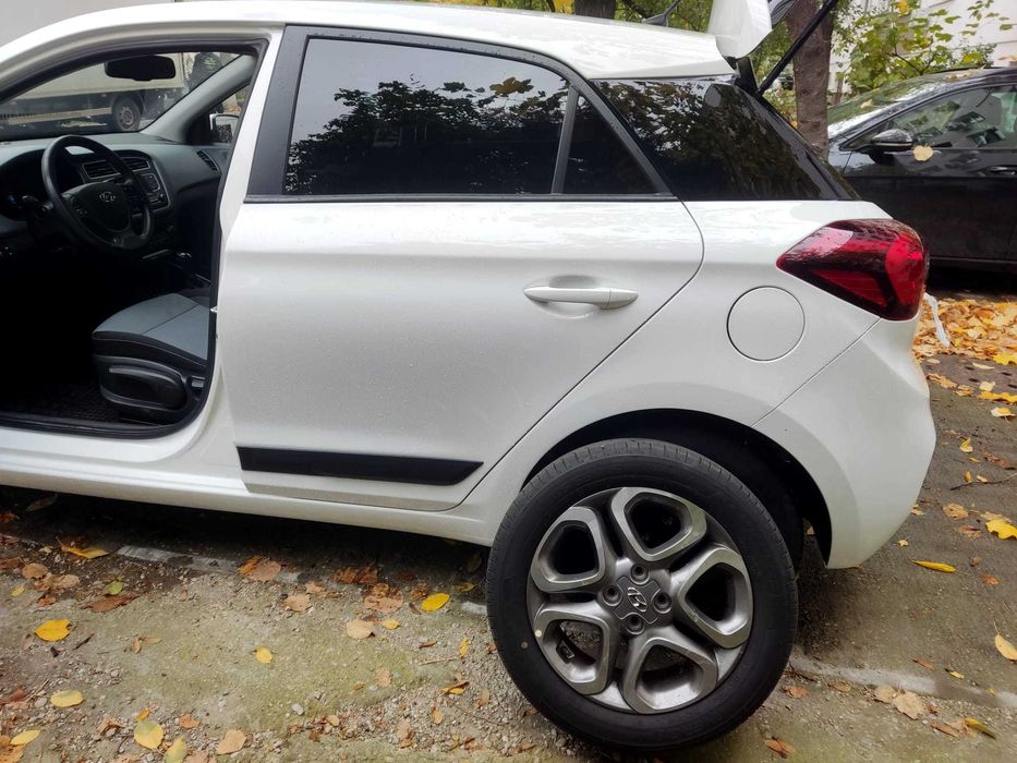 HYUNDAI i20 automata