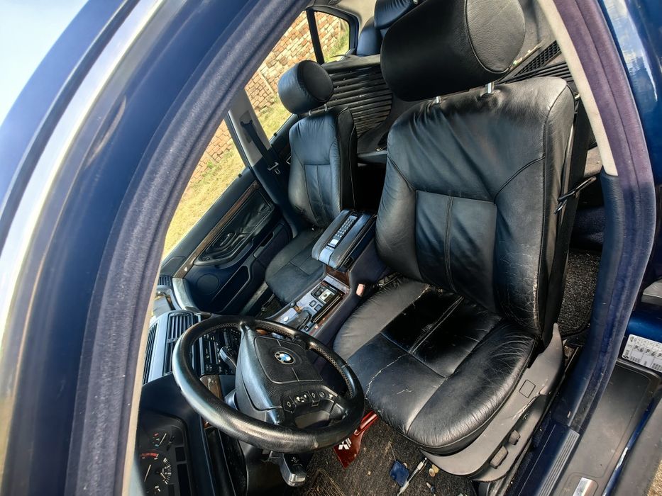 BMW E38 725 TDS на части