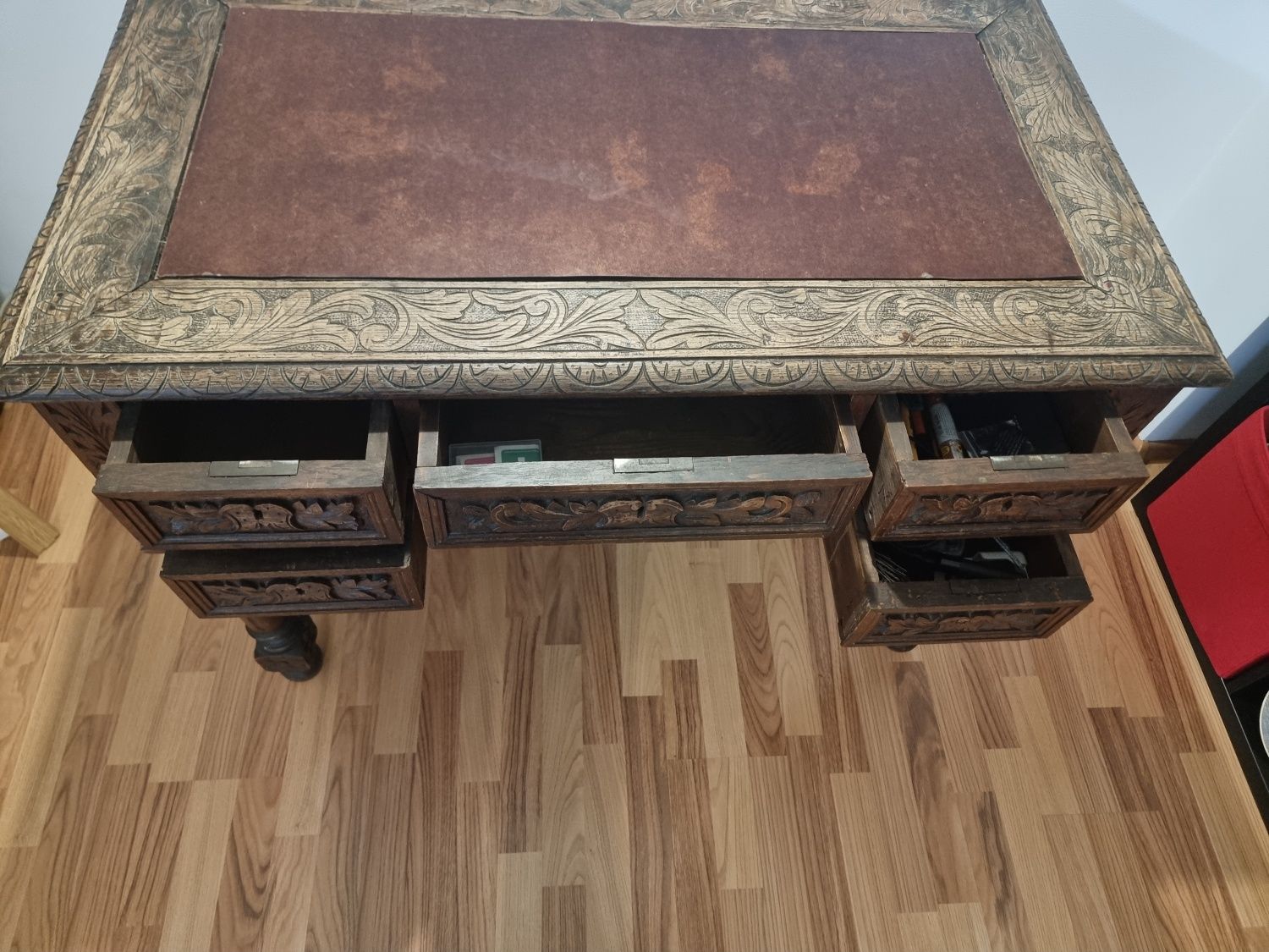 Birou Vechi din Lemn de Cireș – Sculptat Manual, Secol XVIII-XIX