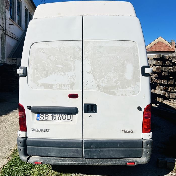 Dezmebrez,Vand ,Renault Master 2003 !ambreaj defect!