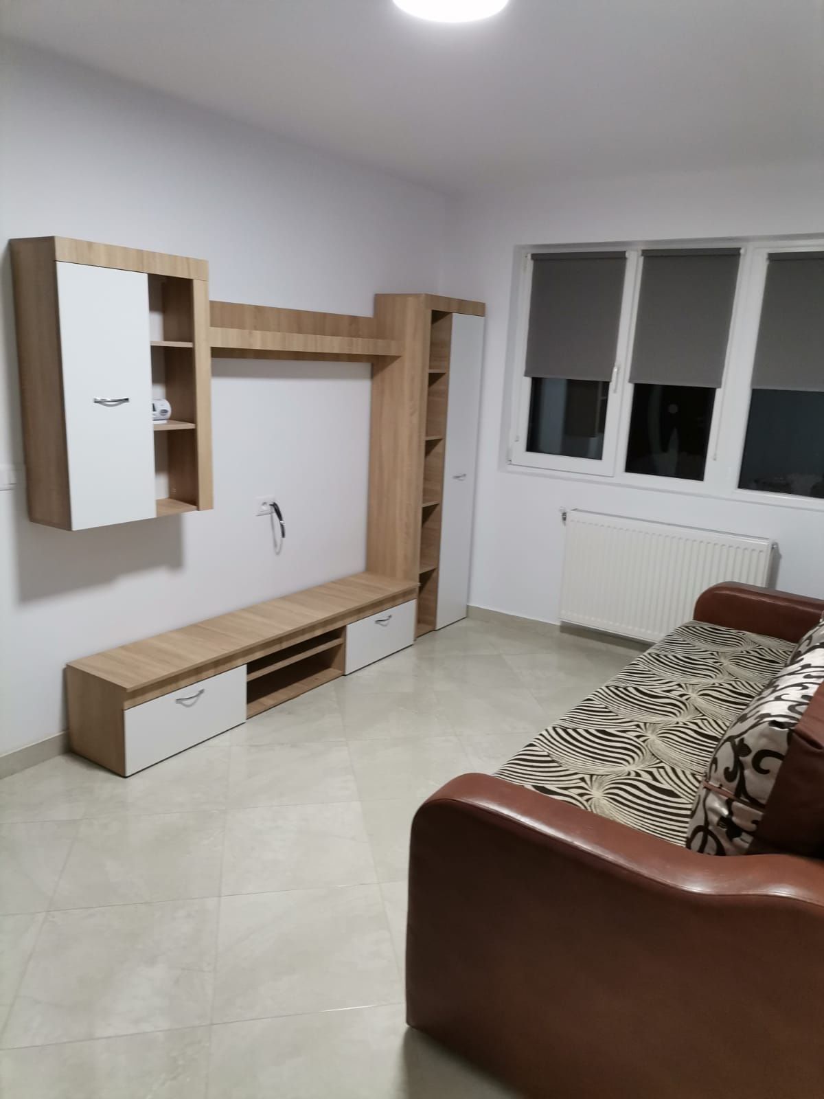 Închiriez apartament zona liceul agricol