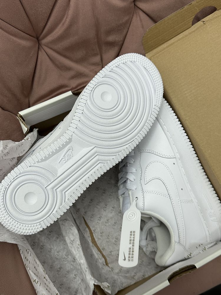Adidasi Nike air force 1