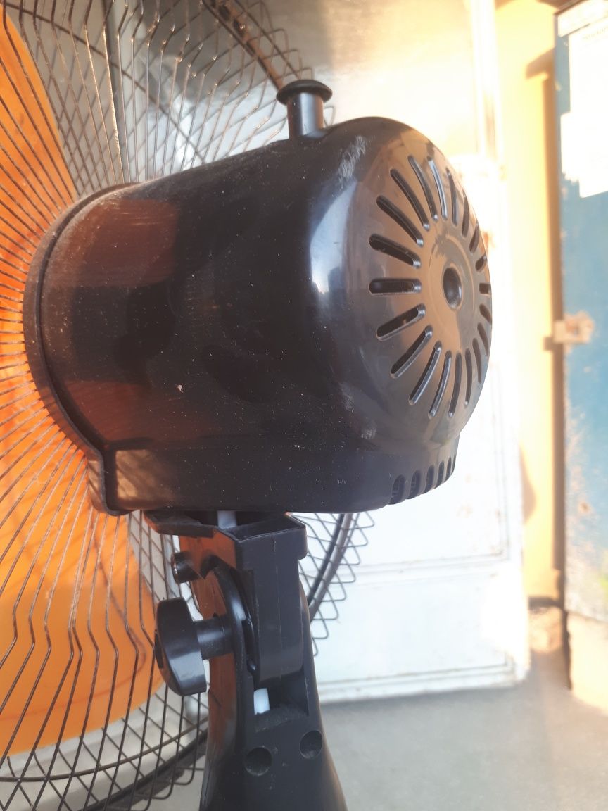 Ventilator, 40W, diagonala 41 cm