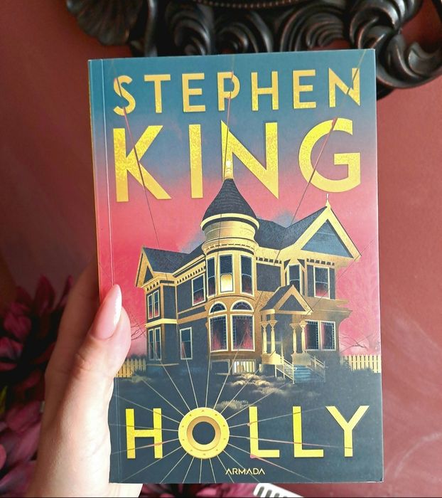 Vând carte Holly de Stephen King carte thriller