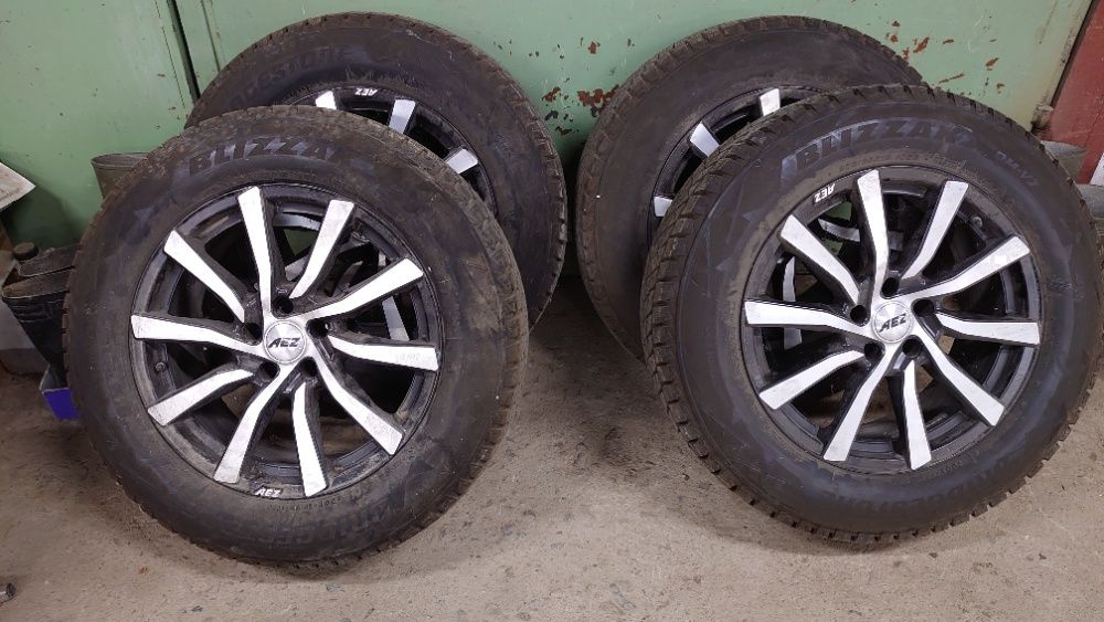 Продавам джанти AEZ в комплект със зимни гуми Bridgestone 235/65R18