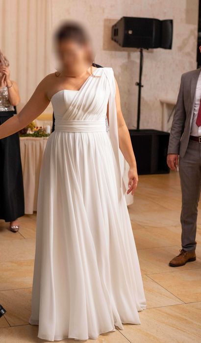 Vand rochie mireasa