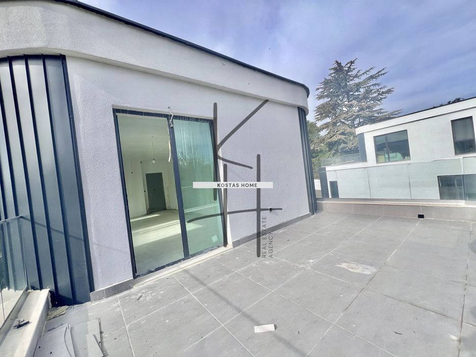 Продава се Тристаен апартамент в Варна, м-т Траката - 126 кв.м за 1858 €/кв.м - Снимка #1