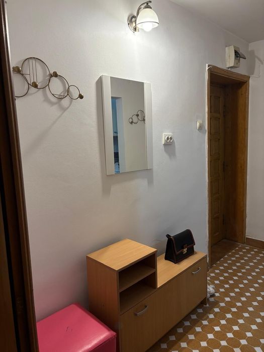 Inchiriez apartament 2 camere