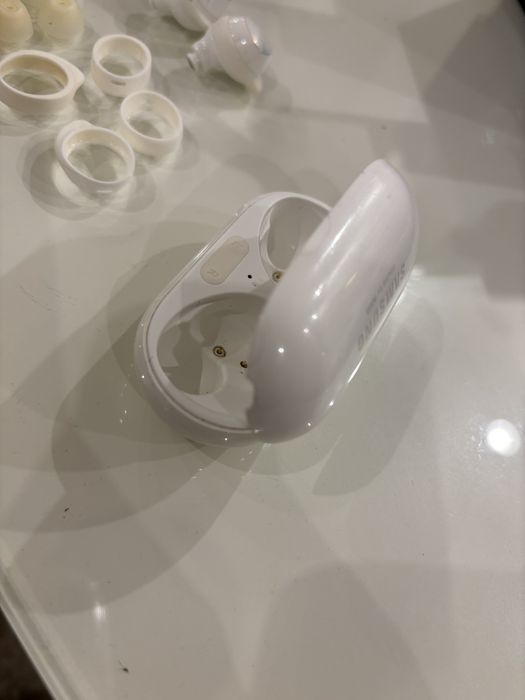 Слушаки Samsung Buds+