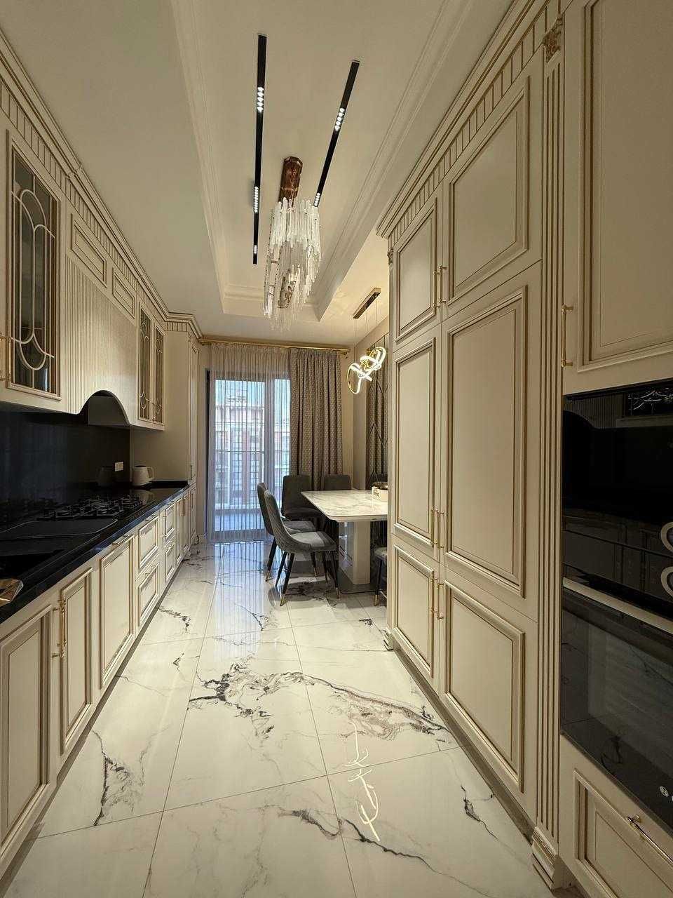 продается пентхаус 5/8-9/9
новостройка 
ЖК Gardens residence