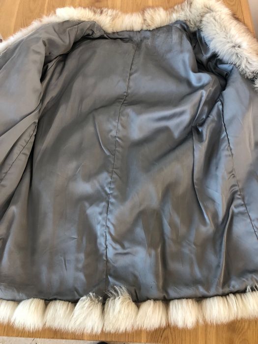 Haină blană vulpe femei mărime 42