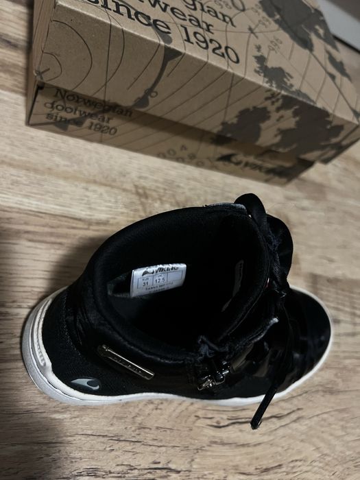 Боти и ботушки Viking с мембрана Gore-tex за момиче 31 номер