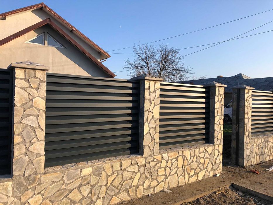 Panou Gard Tip Jaluzea Metalic zincat vopsit electrostatic