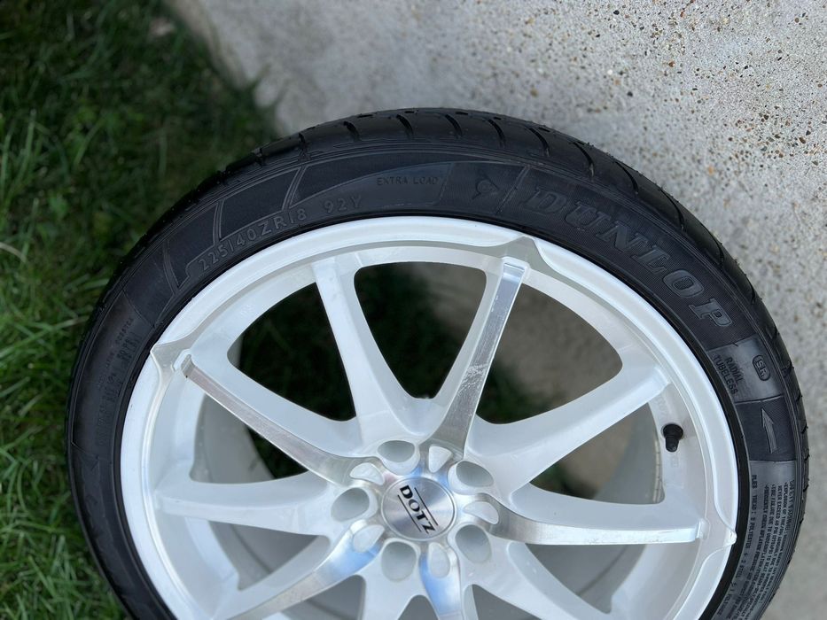 JANTE R18  DOTZ 8jx18EH2+ 225/40R18